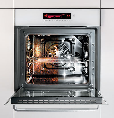 ČIŠČENJE PEČICE: LAŽJE KOT KDAJ PREJ