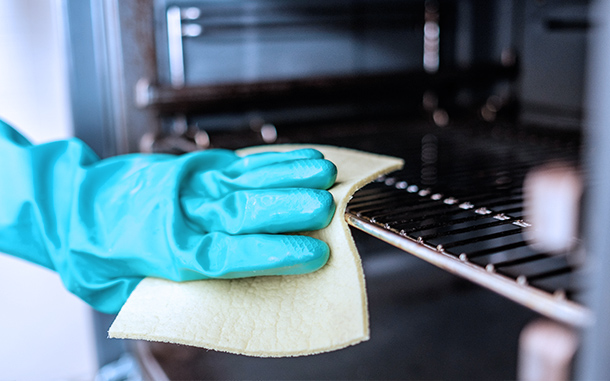 ČIŠČENJE GOSPODINJSKIH APARATOV: PREPROSTO, HITRO IN PRIJETNO